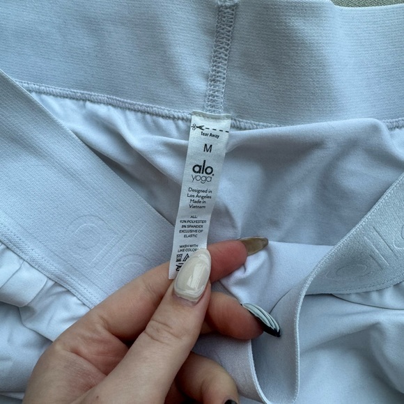 Alo Yoga tennis skirt white - Picture 8 of 8